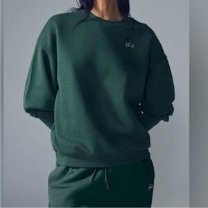 Alo accolade size L winter ivy (i think)